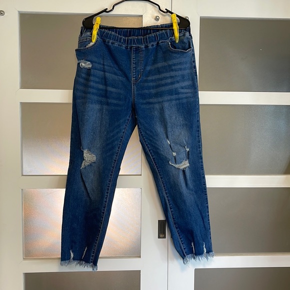Denim - Distressed Jeans with Elastic Waistband